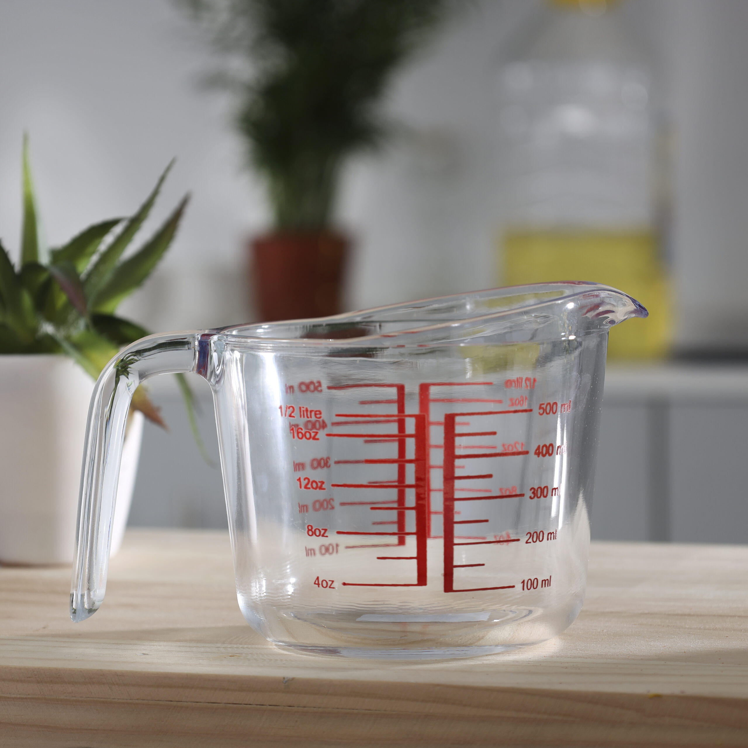 اطلب إبريق قياس كمية السائل 500 مل Royalford Measuring Cup الأصلي Jomlaae 8707