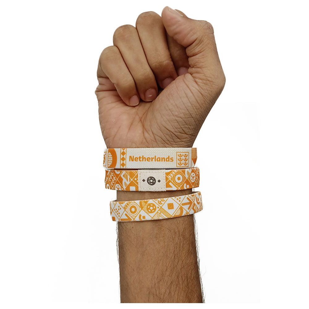 Buy FIFA Fabric Fashionable Qatar 2022 World Cup Country Team Nylon Wrist  Band (Netherland, Design May Vary) Online in Dubai & the UAE|Toys 'R' Us