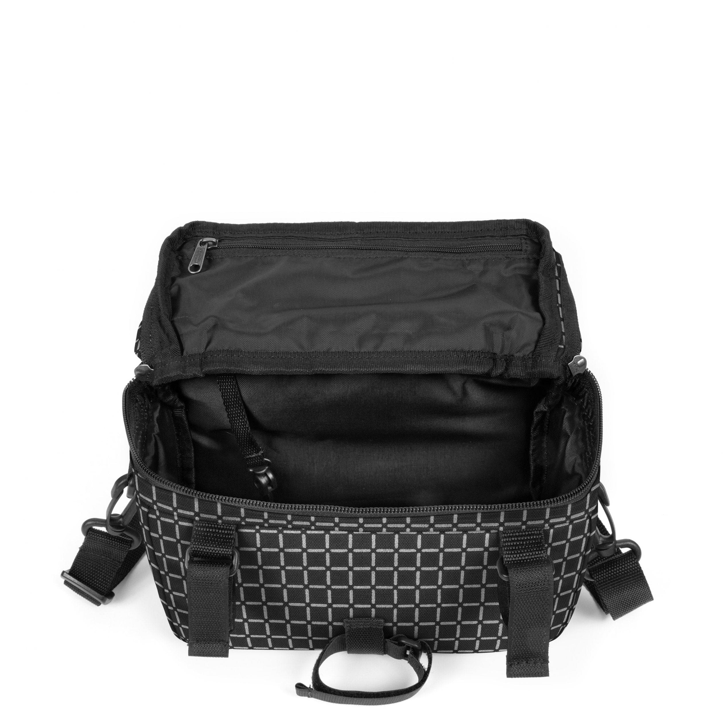 Eastpak 2024 water resistant