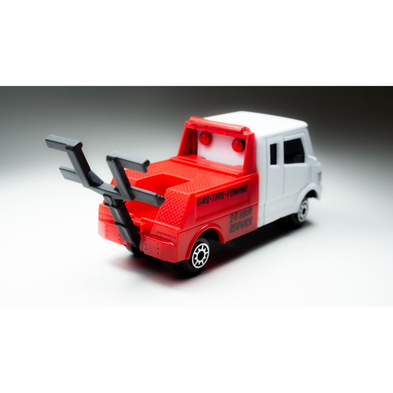 Maisto Fresh Metal Diecast Car 3 Tow Truck Jomla.ae